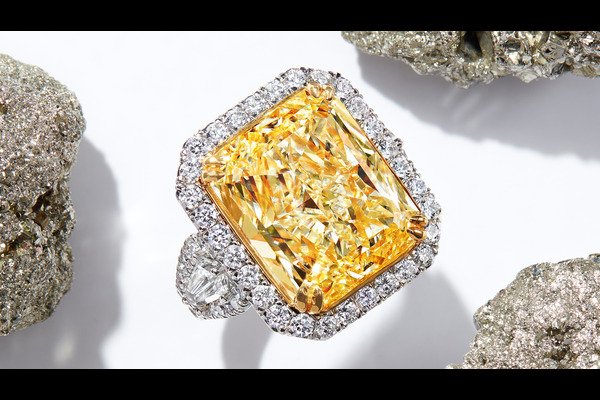 Jewelry Photographer - Kate Benson Photography