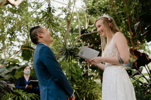 Breezy Photography - Elopement & Wedding Photographer Vancouver